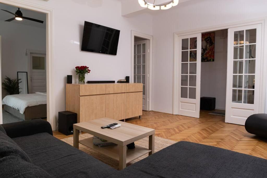 Apartamento Color Aparments Coposu BLV Bucarest Exterior foto